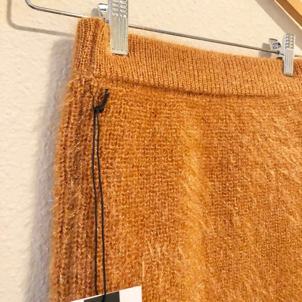 New Callahan Revolve Mini Skirt - Picture 5 of 9